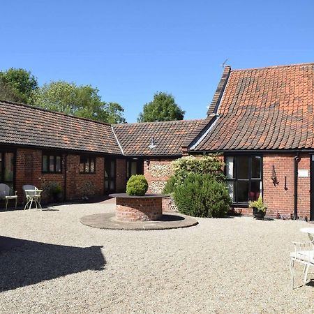 Hotel At The Farmhouse Hunters Hall Dereham Exterior foto